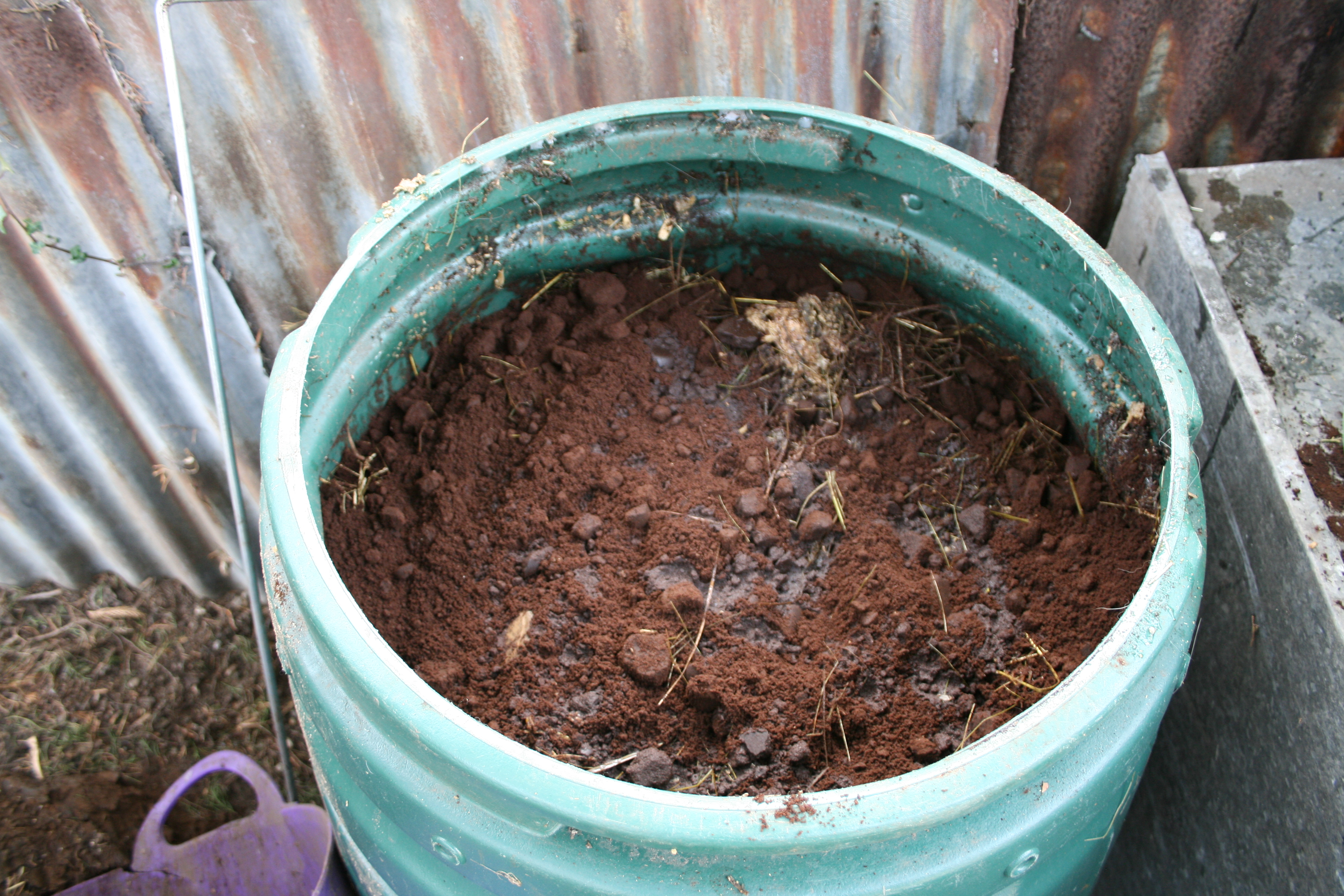 Hot Composting Using Coffee Grounds Gardening Permaculture Design